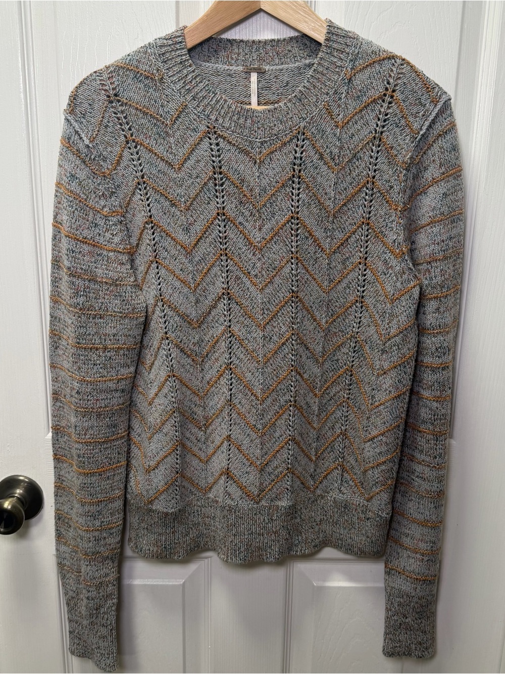 Free People Gray Marled Chevron Knit Crewneck Sweater Women’s Medium - Picture 6 of 13